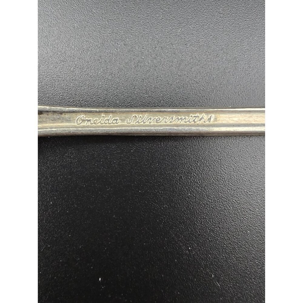 Vintage Set of 2 Cocktail Forks Oneida Silversmiths 6" - Picture 6 of 7